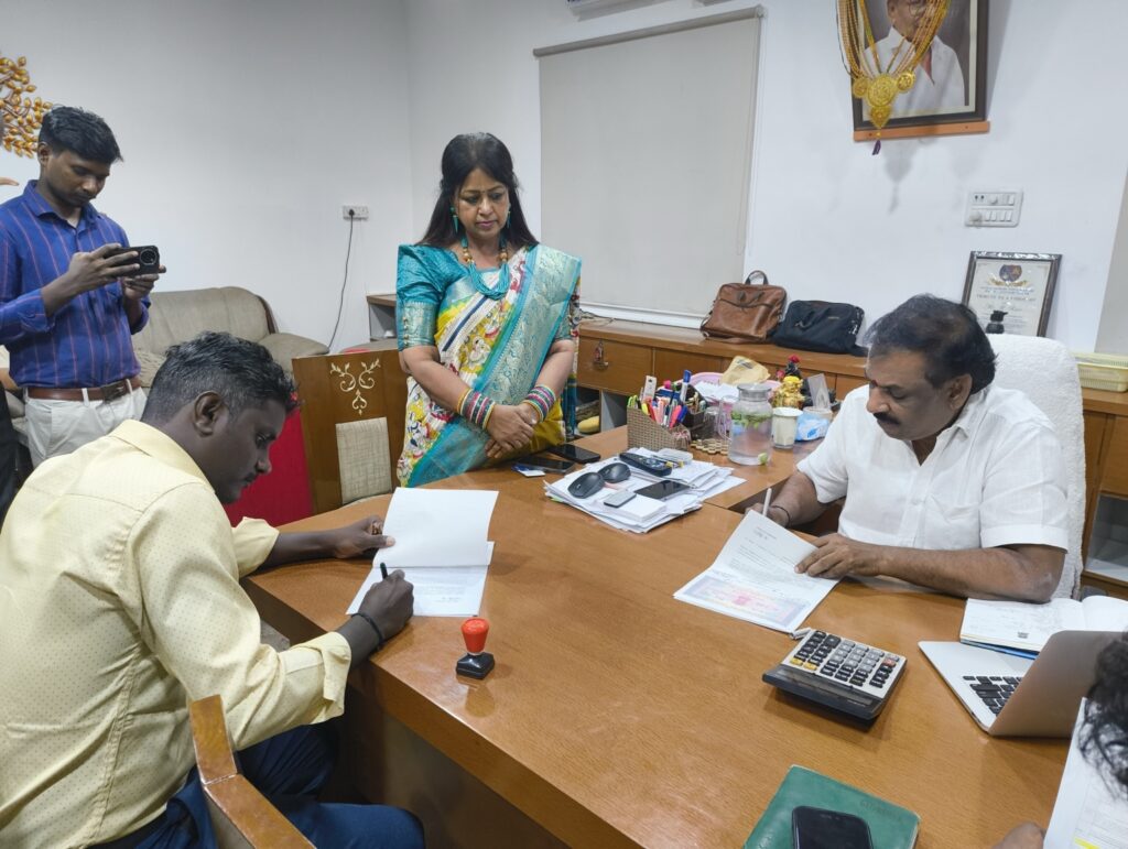 MoU signing ceremony between Mahalakshmi Tech Campus and Retech Group of Companies